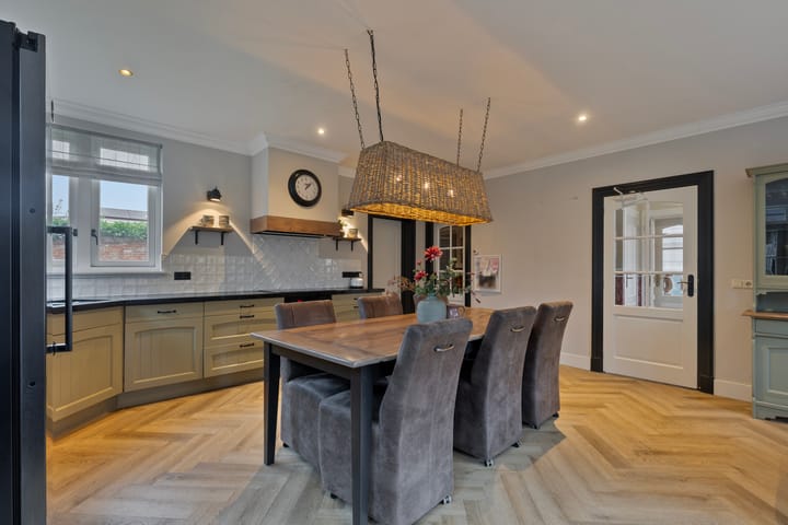 Foto 6 van O.F. Weisestraat 2