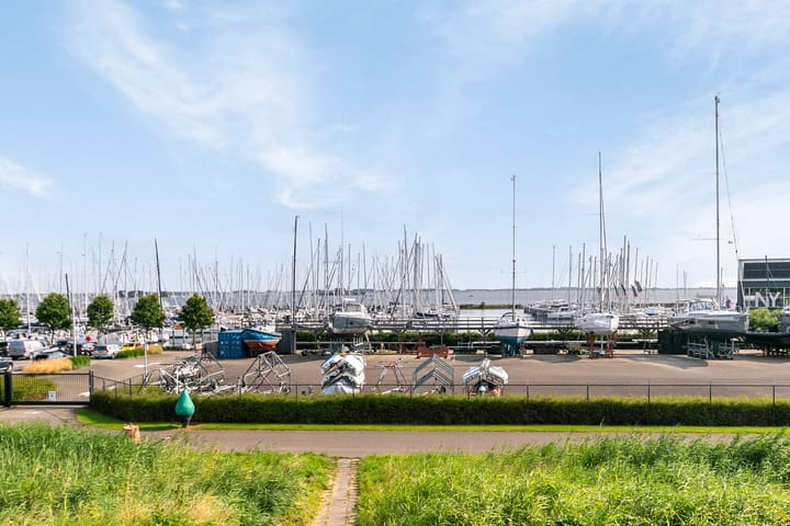 Foto 39 van O.F. Weisestraat 2