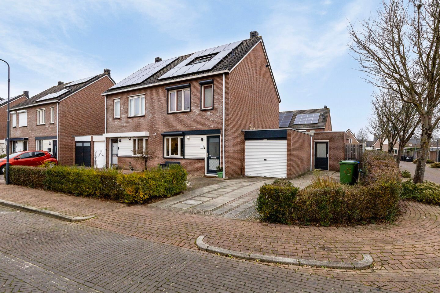 Foto 1 van Hoendervogellaan 34