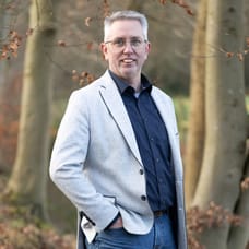 H. Pool - NVM Real Estate Agent