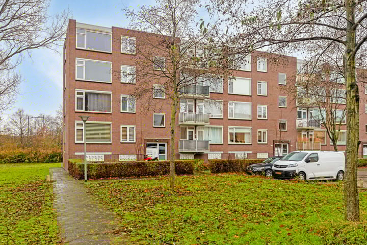 Foto 2 van van der Duyn van Maasdamlaan 136-C