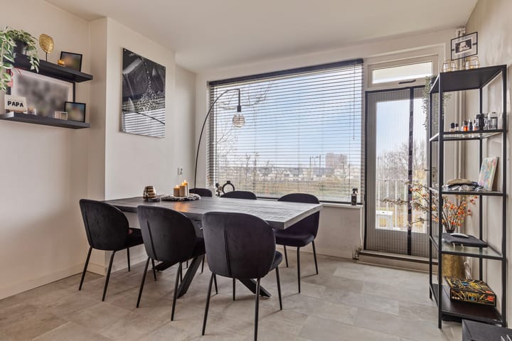 Foto 5 van van der Duyn van Maasdamlaan 136-C