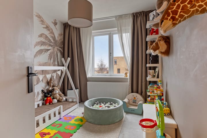 Foto 12 van van der Duyn van Maasdamlaan 136-C