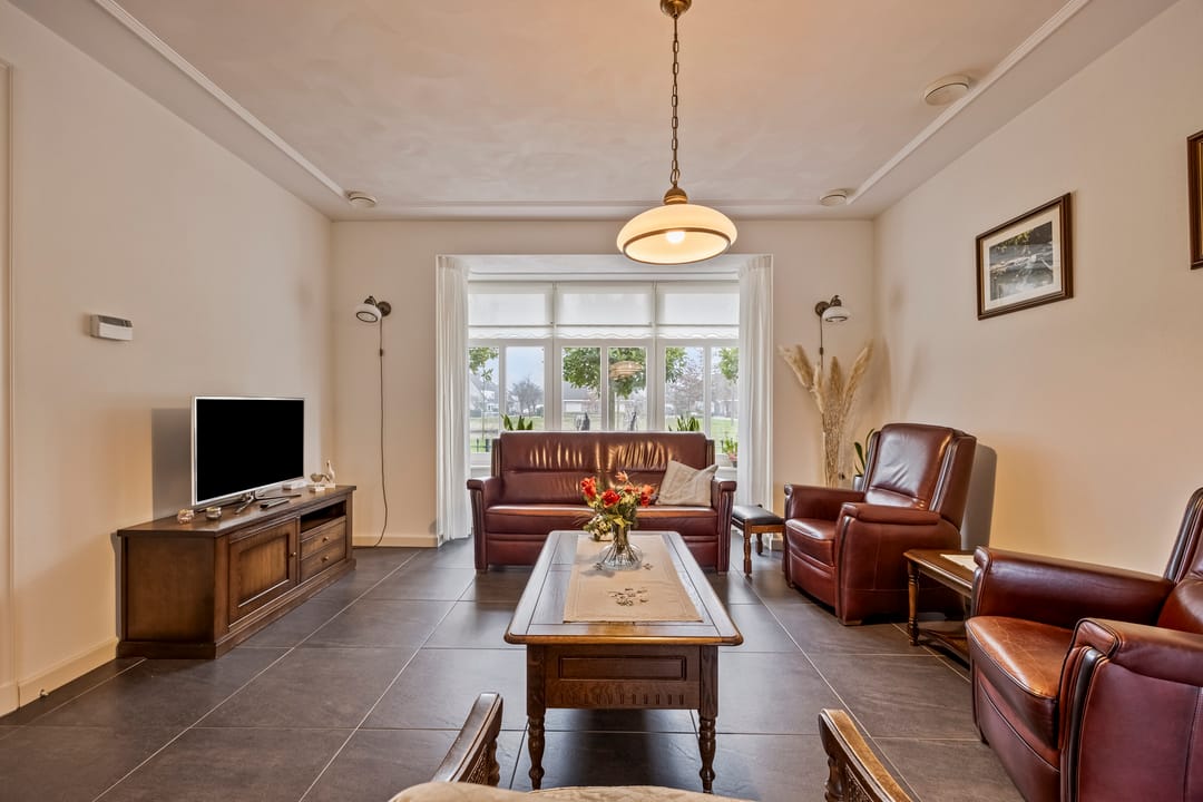 Foto 8 van Vuurvlinder 3