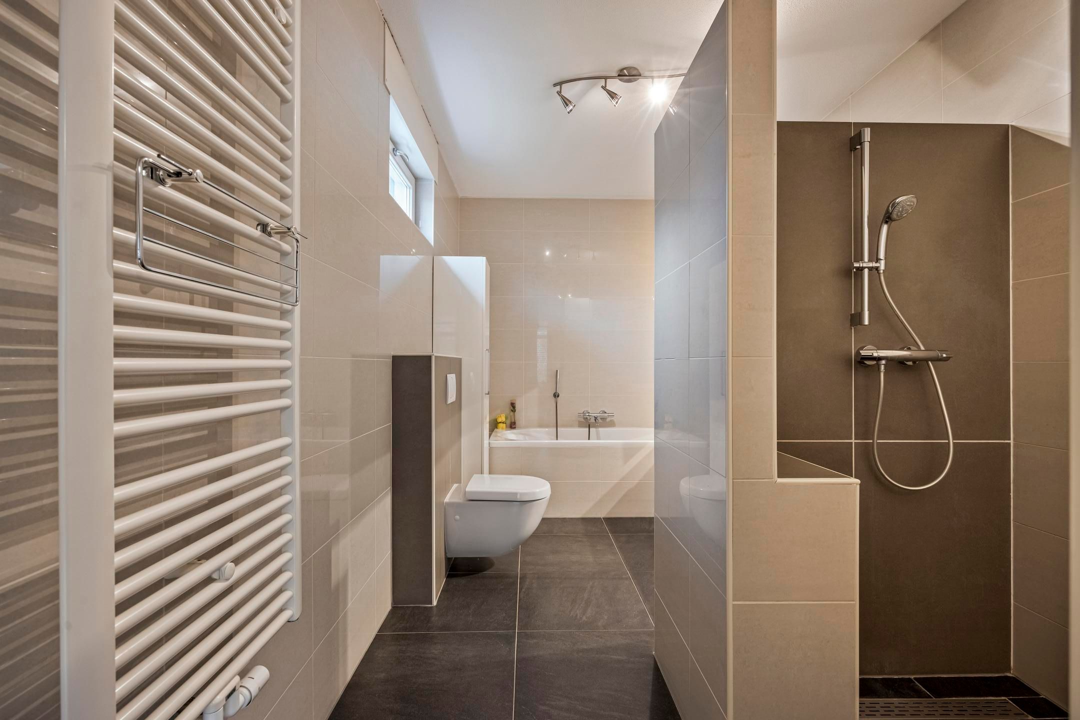 Foto 21 van Vuurvlinder 3