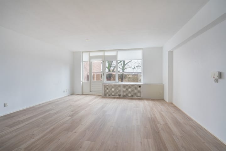 Foto 2 van Waterlooplein 314