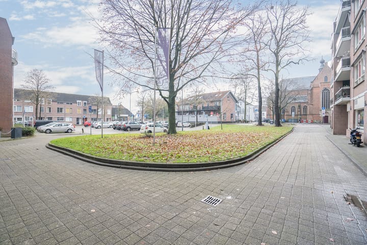 Foto 23 van Waterlooplein 314