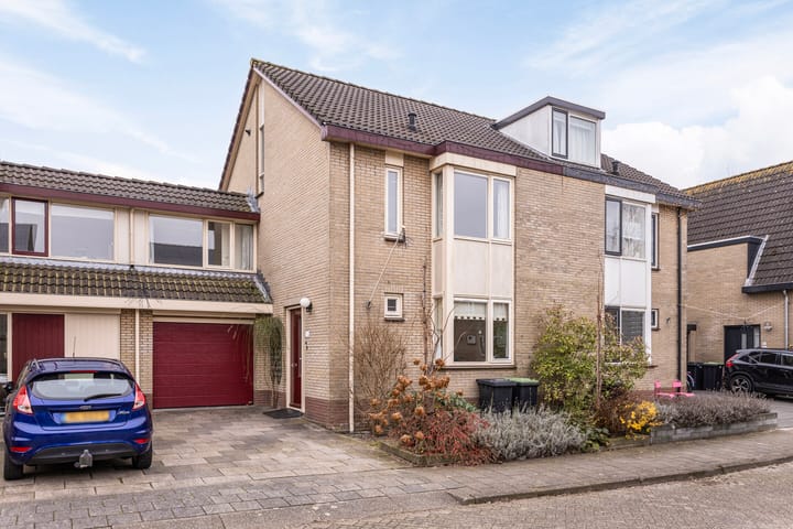 Foto 1 van Strengen 156