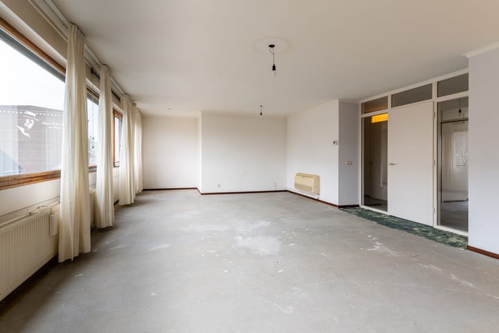 Foto 8 van Wilhelminastraat 13-12