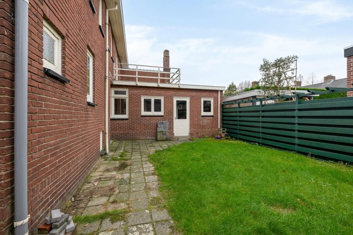 Foto 24 van Hobahostraat 4