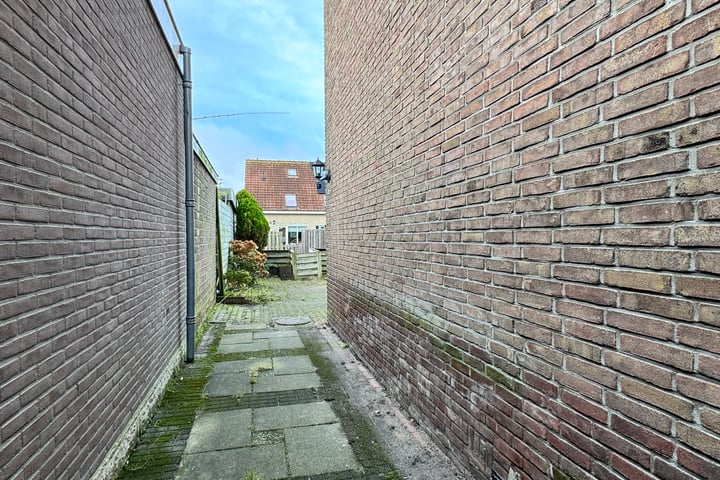 View photo 13 of Sint Martinusstraat 56