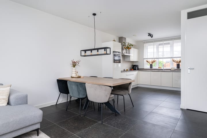 Foto 10 van Molenplein 17