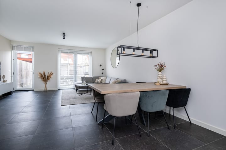 Foto 11 van Molenplein 17