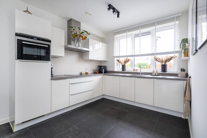 Foto 13 van Molenplein 17