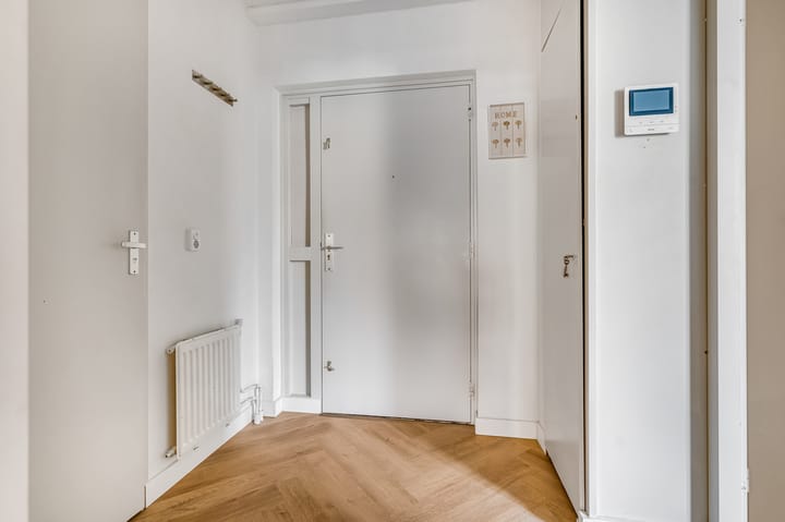 Foto 9 van Vincent van Goghstraat 56