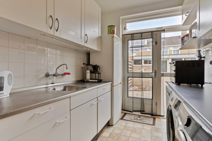 Foto 7 van Willem Lodewijkstraat 16