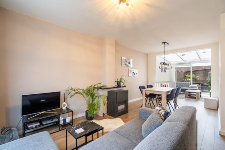 Foto 15 van Schuttebeemd 77