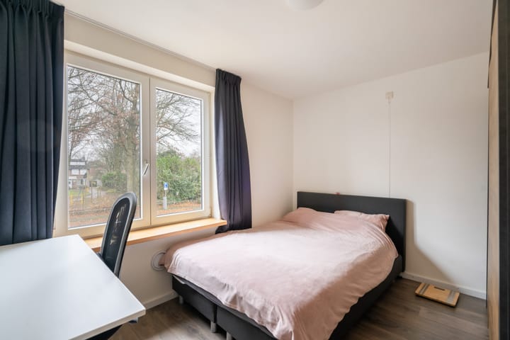 Foto 28 van Schuttebeemd 77