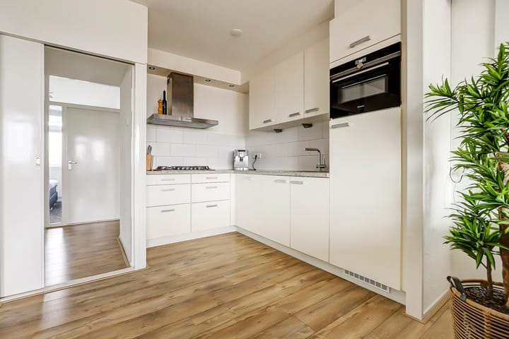 Foto 12 van Rietzangerstraat 53