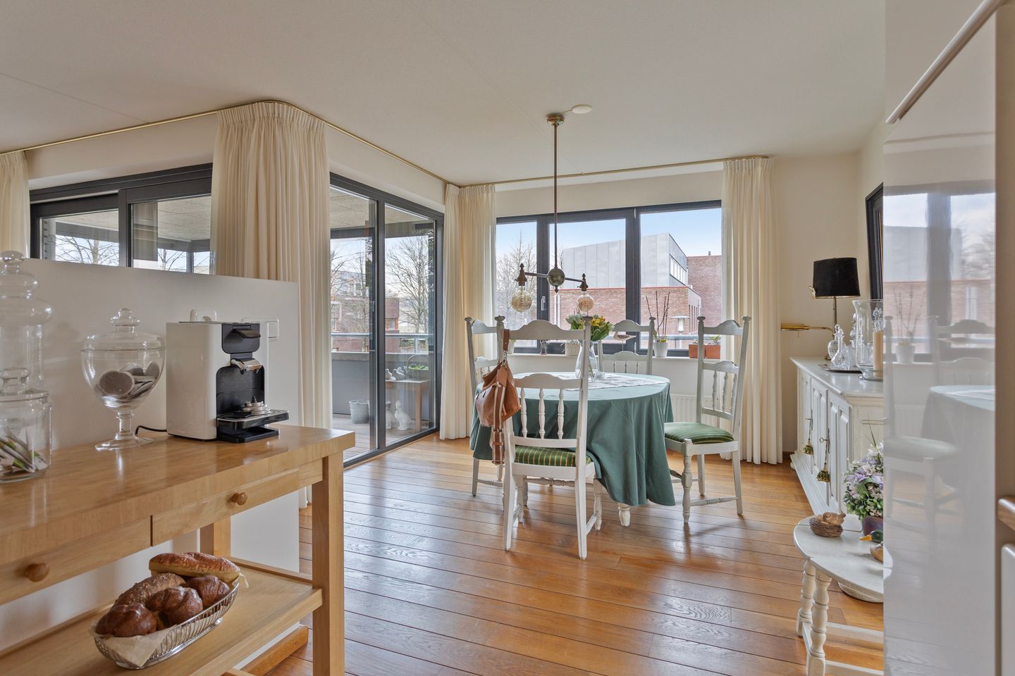 Foto 10 van Aldegondaplantsoen 40-B