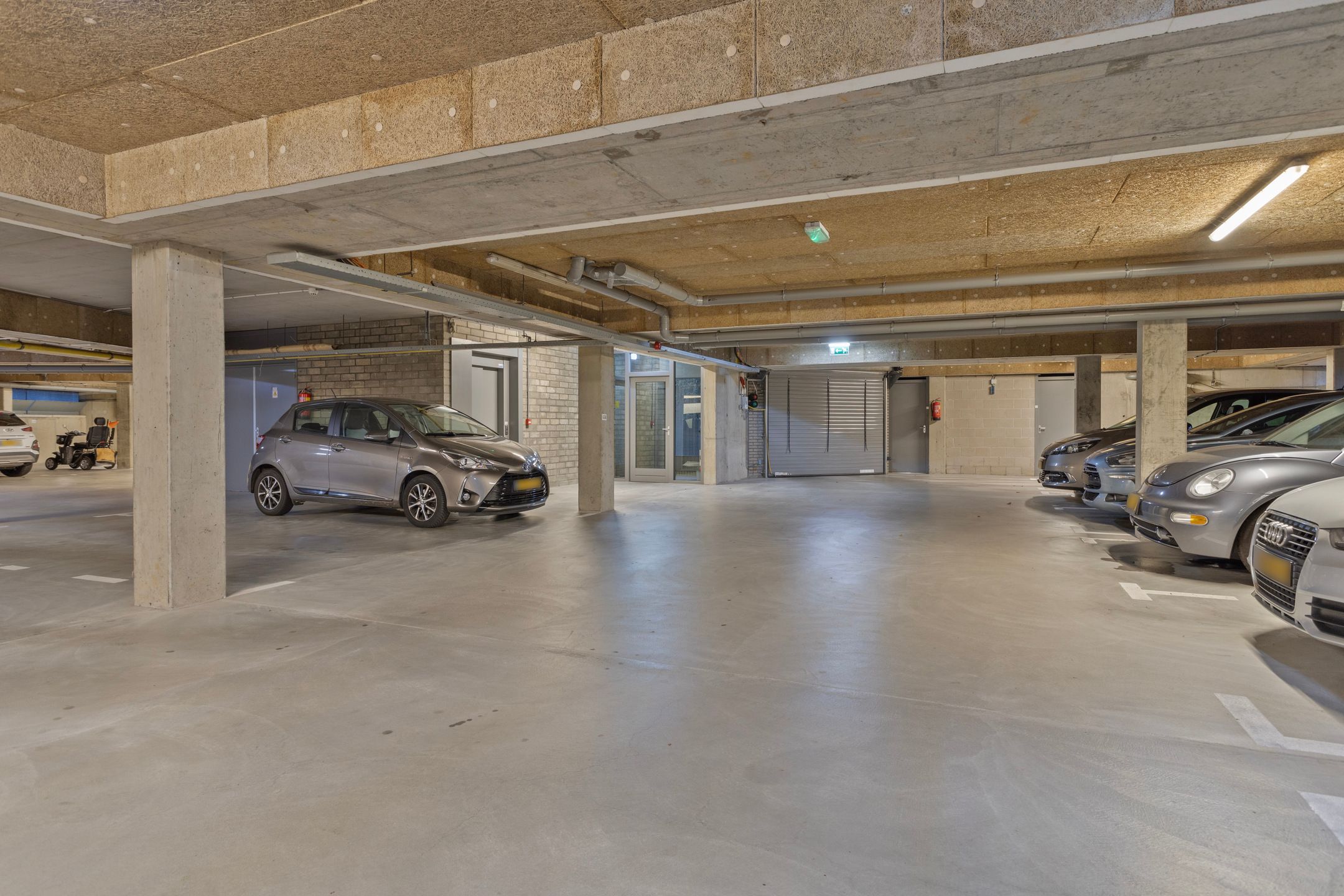 Foto 24 van Aldegondaplantsoen 40-B