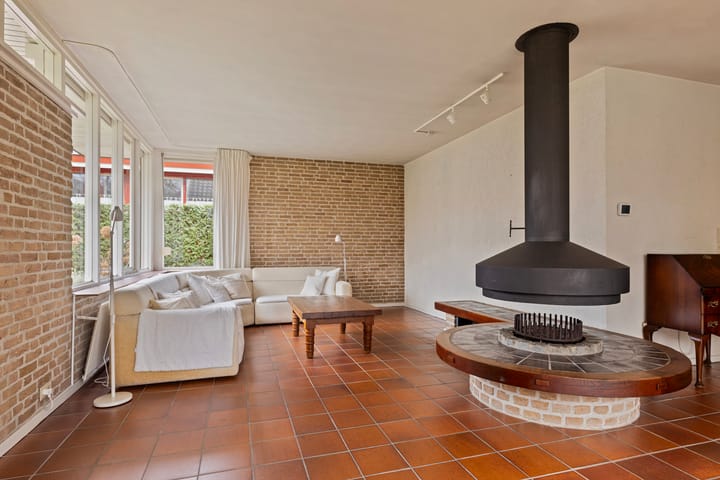 Photo 15 of Peter van Anrooystraat 2