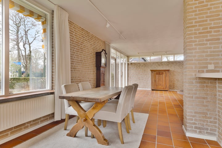 View photo 18 of Peter van Anrooystraat 2