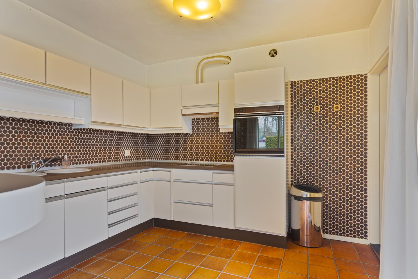 Foto 19 van Peter van Anrooystraat 2