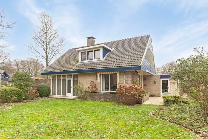 Photo 34 of Peter van Anrooystraat 2