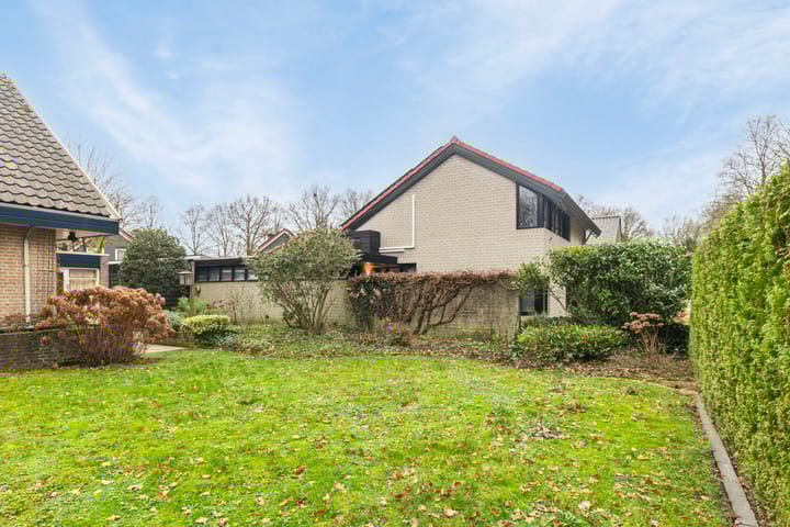 Photo 37 of Peter van Anrooystraat 2