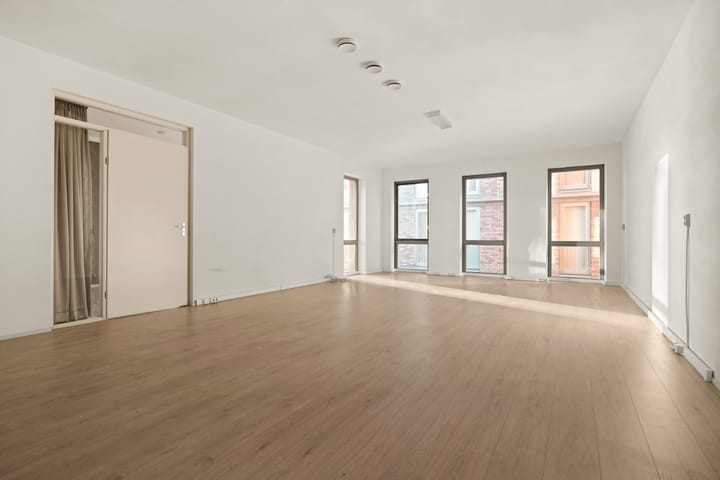 Photo 5 of Veembroederhof 227