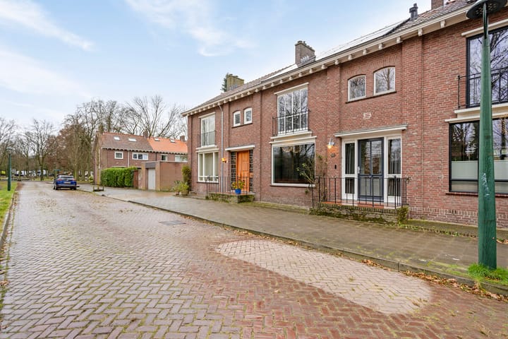 Foto 43 van Roostenlaan 284