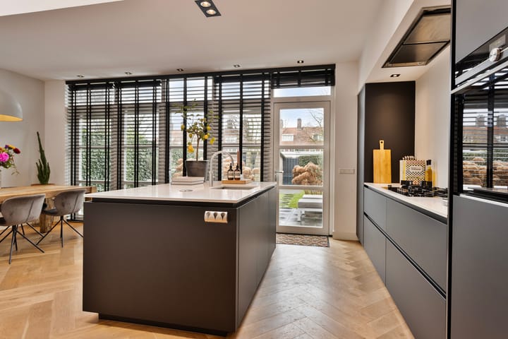 Foto 19 van Roostenlaan 284