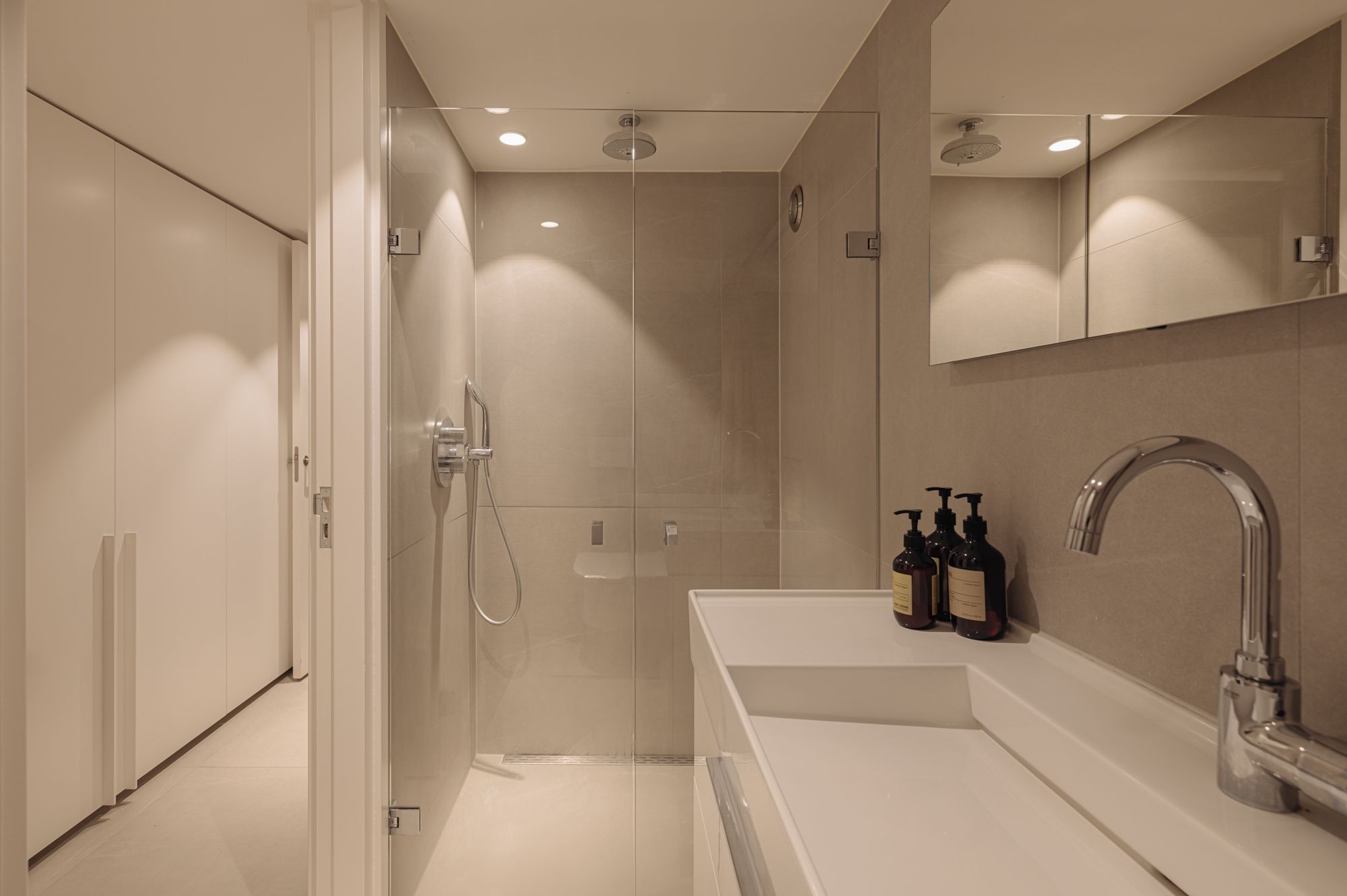 Photo 18 of Kerkstraat 367-H