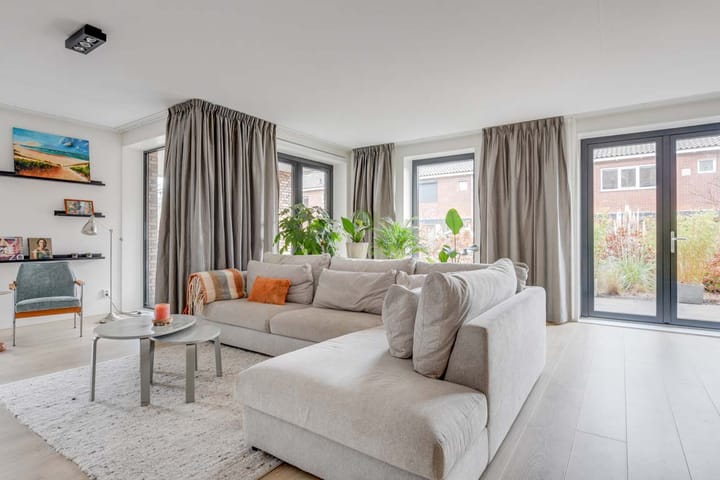 Foto 12 van Jan Steenstraat 1-F