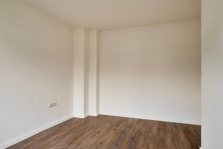 Foto 17 van Bagelaarstraat 8