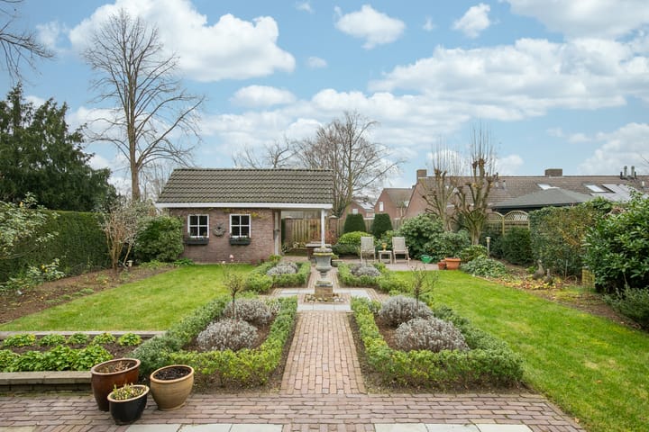 Photo 27 of Eikenlaan 32