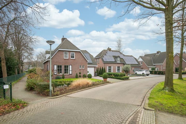 Photo 33 of Eikenlaan 32