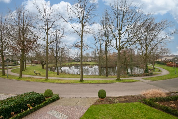 Photo 34 of Eikenlaan 32