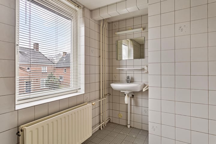 Foto 20 van Mgr. Zwijsenstraat 18