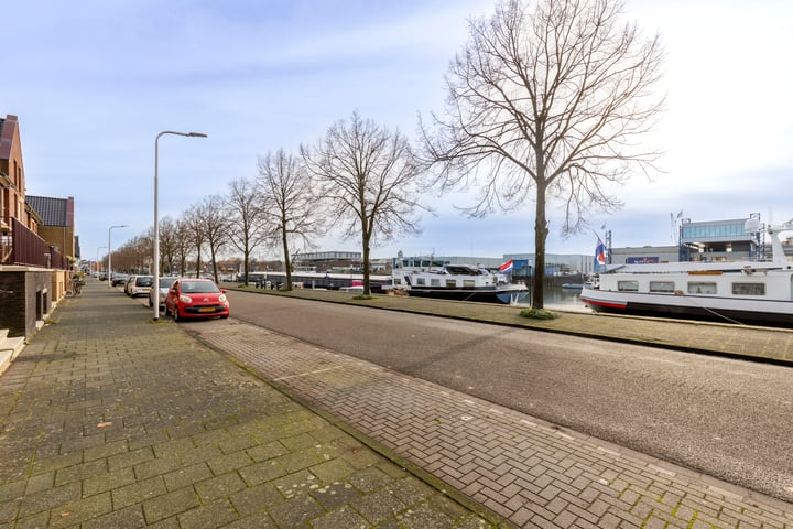 Bekijk foto 4 van Prins Hendrikstraat 23