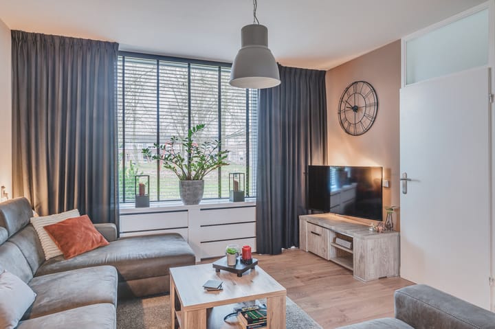 Foto 9 van Racinestraat 50