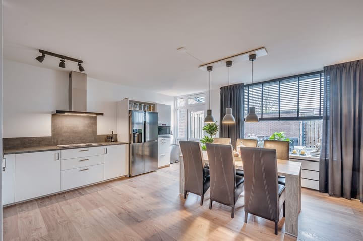 Foto 13 van Racinestraat 50