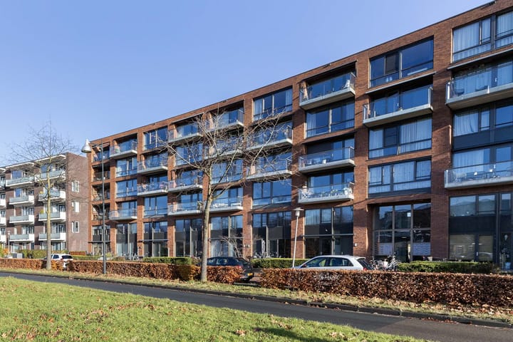 Foto 2 van Burgemeester Jhr. Quarles van Uffordlaan 311