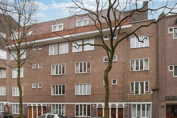 Bekijk foto 2 van IJselstraat 87-4