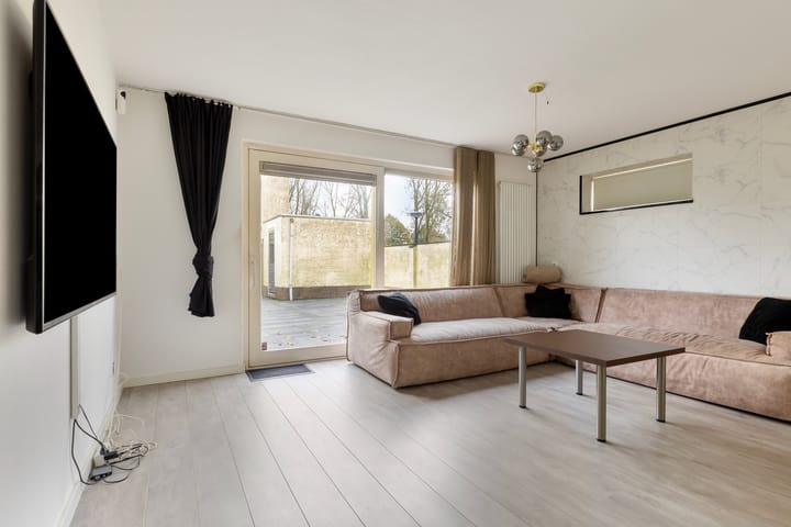 Foto 10 van Malachietstraat 87