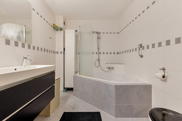 Foto 22 van Malachietstraat 87