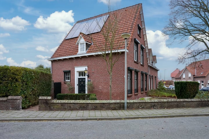 Bekijk foto 39 van Treebeekstraat 59