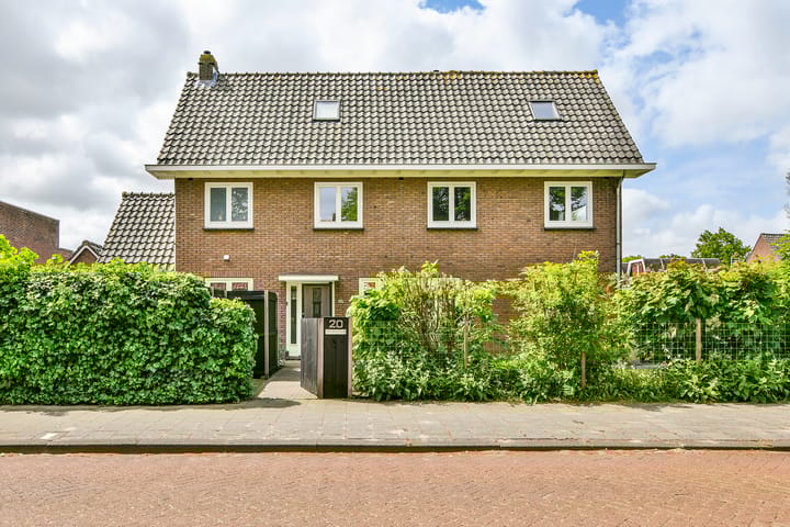 Foto 3 van Manegelaan 20