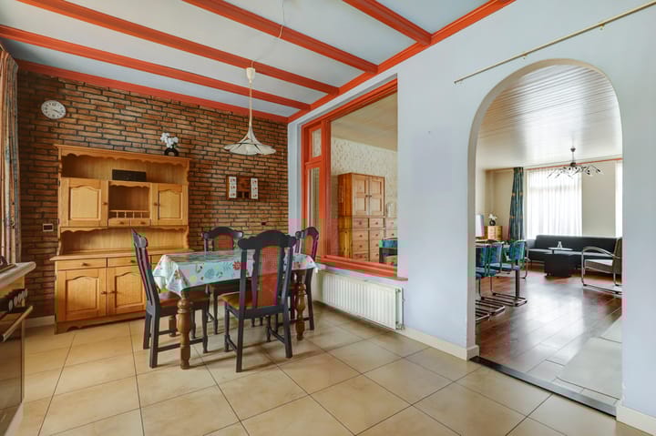 Foto 8 van Holstraat 3